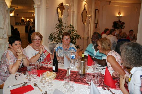 Table Lydie